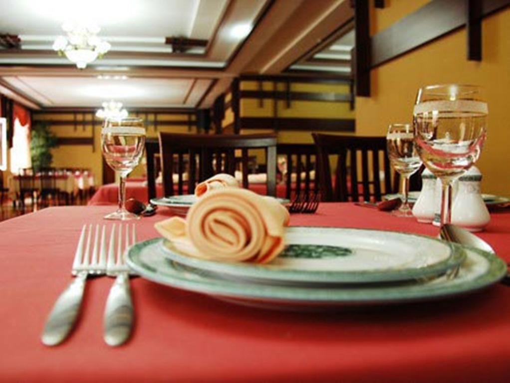 Hotel Asia Samarkand Buitenkant foto