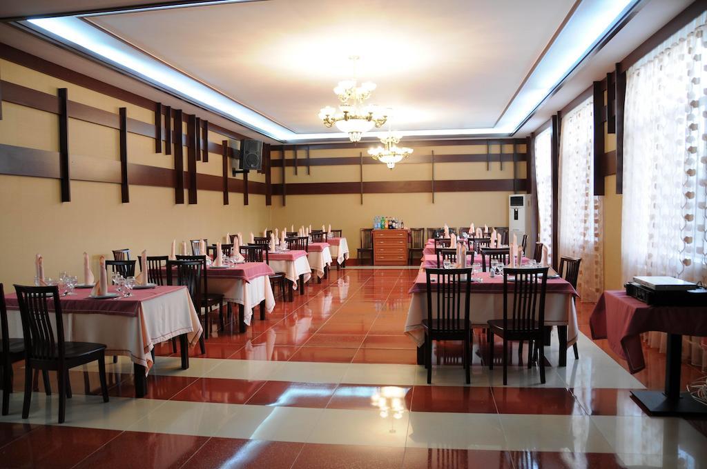 Hotel Asia Samarkand Buitenkant foto