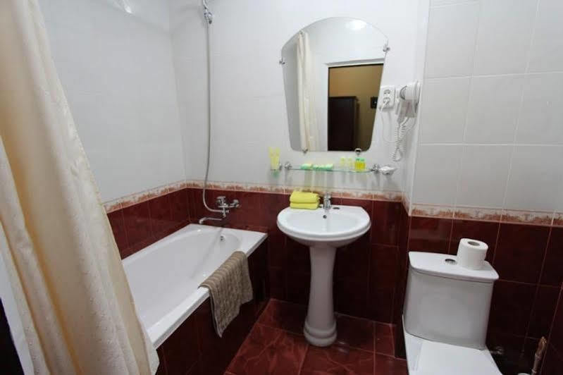 Hotel Asia Samarkand Buitenkant foto